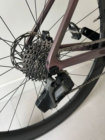 Giant Propel Advanced 1 2023 2023 Road & Gravel d'occasion — image 7 sur 10