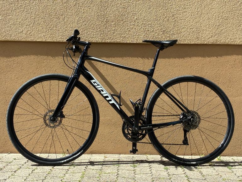 Gebrauchtes Giant FastRoad SL 3 2020 2020 Urban, Schwarz — Bild 2 von 12