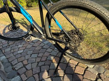 Gebrauchtes CUBE ATTENTION SL 2020 2020 Mountainbike, Schwarz, 27.5, 29 — Bild 11 von 15