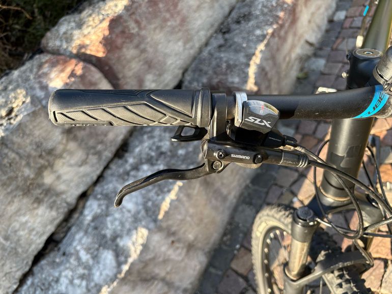 Gebrauchtes CUBE ATTENTION SL 2020 2020 Mountainbike, Schwarz, 27.5, 29 — Bild 5 von 15