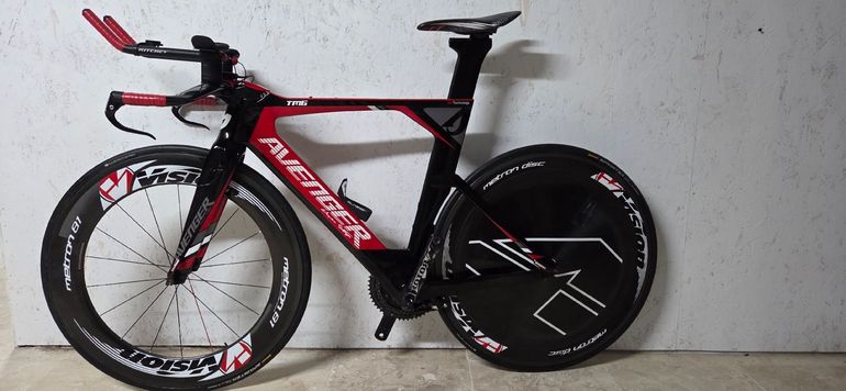 AVENGER TM6 SRAM Red eTap AXS 2017 Road & Gravel de segunda mano, Rojo — imagen 2 de 4