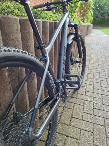 Used CUBE Aim EX 29 2023 Mountainbike, Light Gray — image 7 of 8
