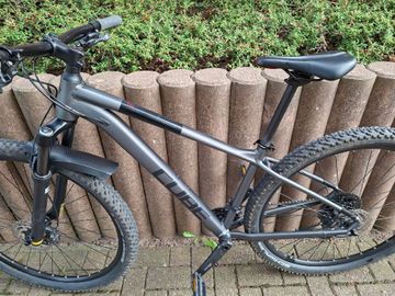 Used CUBE Aim EX 29 2023 Mountainbike, Light Gray — image 2 of 8