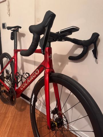 Gebrauchtes Colnago V4 SRAM Rival 2025 2025 Road & Gravel, Rot — Bild 2 von 6