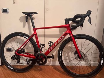 Gebrauchtes Colnago V4 SRAM Rival 2025 2025 Road & Gravel, Rot — Bild 1 von 6