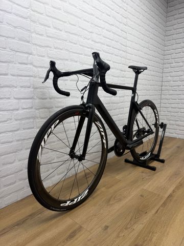 Used Canyon Aeroad CF SLX 8.0 2018 2018 Road & Gravel, Black — image 5 of 6