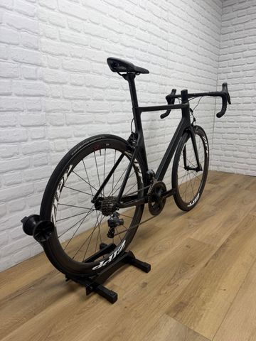 Used Canyon Aeroad CF SLX 8.0 2018 2018 Road & Gravel, Black — image 3 of 6