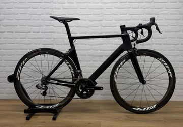 Used Canyon Aeroad CF SLX 8.0 2018 2018 Road & Gravel, Black — image 1 of 6