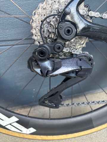 Brugt Giant Defy Advanced Pro 0 2024 2024 Road & Gravel — billede 5 af 6