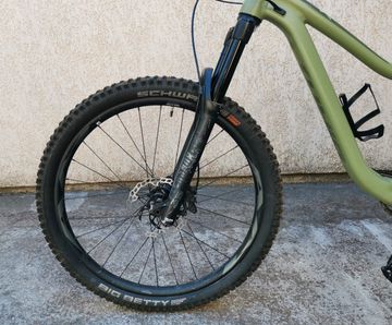 Used Giant Trance 3 2020 2020 Mountainbike, Green, 27.5 — image 9 of 10