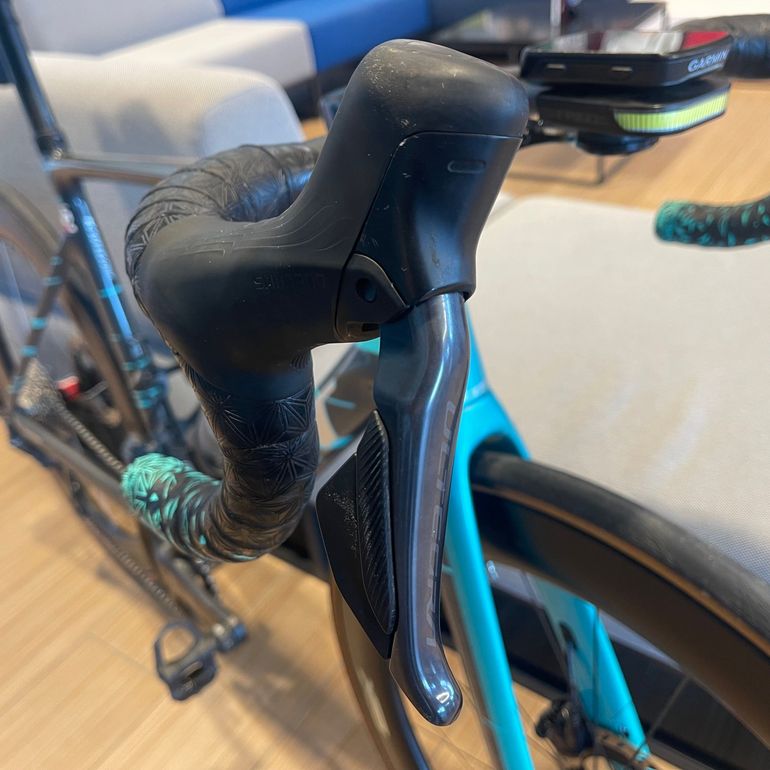 Used Scott Addict RC Shimano Ultegra Di2 2022 Road & Gravel, Light Gray — image 2 of 12