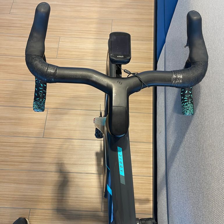 Used Scott Addict RC Shimano Ultegra Di2 2022 Road & Gravel, Light Gray — image 12 of 12