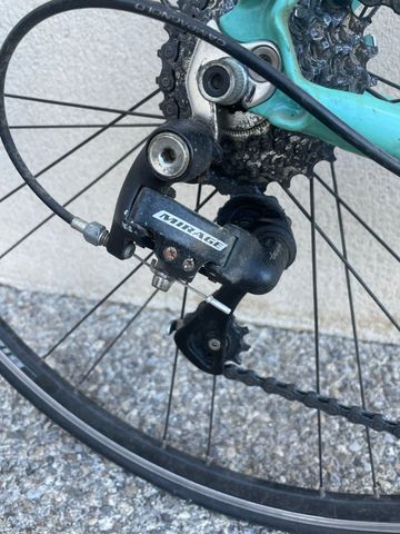 Used Bianchi Custom Campagnolo Veloce 2001 Road & Gravel, Green — image 3 of 4