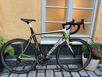 Used Cannondale Synapse Carbon 105 2011 Road & Gravel, Black — image 1 of 7