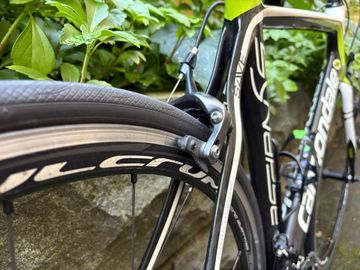 Used Cannondale Synapse Carbon 105 2011 Road & Gravel, Black — image 3 of 7