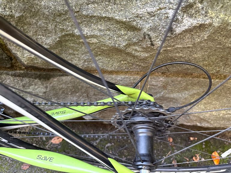 Used Cannondale Synapse Carbon 105 2011 Road & Gravel, Black — image 6 of 7