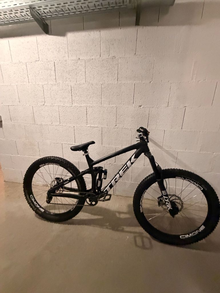 Trek Remedy 8 2022