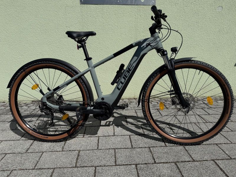 Used Cube Reaction Hybrid Performance 625 2023 MTB