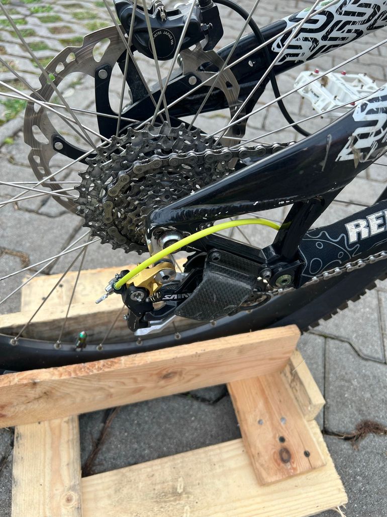 Used Lapierre Custom Shimano SLX 2012 Mountainbike, White — image 5 of 8