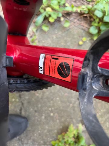 Used Canyon Ultimate CF SL 7 2024 2024 Road & Gravel, Red — image 7 of 7
