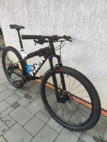 Gebrauchtes Trek Supercaliber 9.7 2021 2021 Mountainbike, Schwarz, 29 — Bild 2 von 8