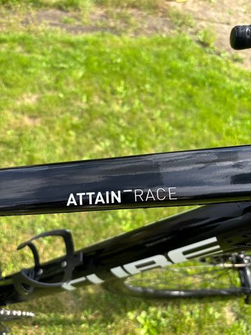 Brugt CUBE ATTAIN RACE 2023 2023 Road & Gravel — billede 8 af 13