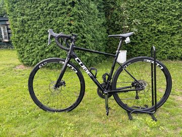 Brugt CUBE ATTAIN RACE 2023 2023 Road & Gravel — billede 1 af 13