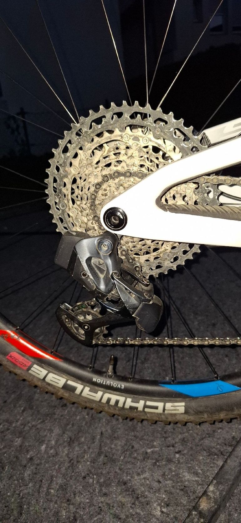Gebrauchtes Scott Spark SRAM XX1 Eagle AXS 2022 Mountainbike, Weiß — Bild 3 von 12