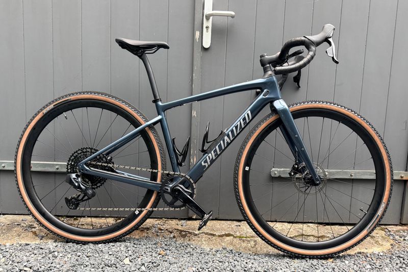 Używany Specialized Diverge Expert Carbon 2025 2025 Road & Gravel