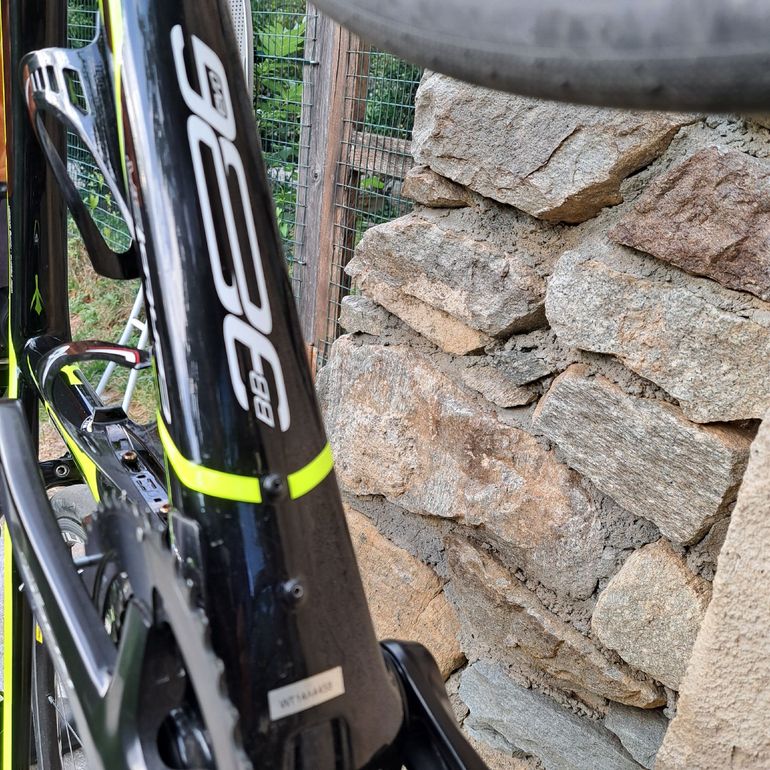 Used Wilier Custom Shimano Ultegra 2014 Road & Gravel, Green — image 8 of 9