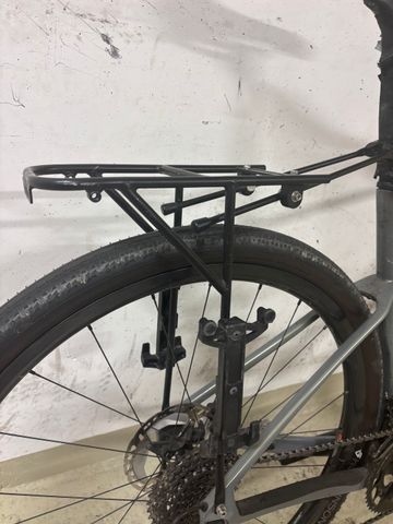 Giant Revolt Advanced 0 2025 2025 Road & Gravel usato, Grigio chiaro — immagine 9 di 16
