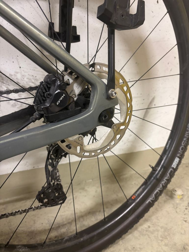 Giant Revolt Advanced 0 2025 2025 Road & Gravel usato, Grigio chiaro — immagine 10 di 16