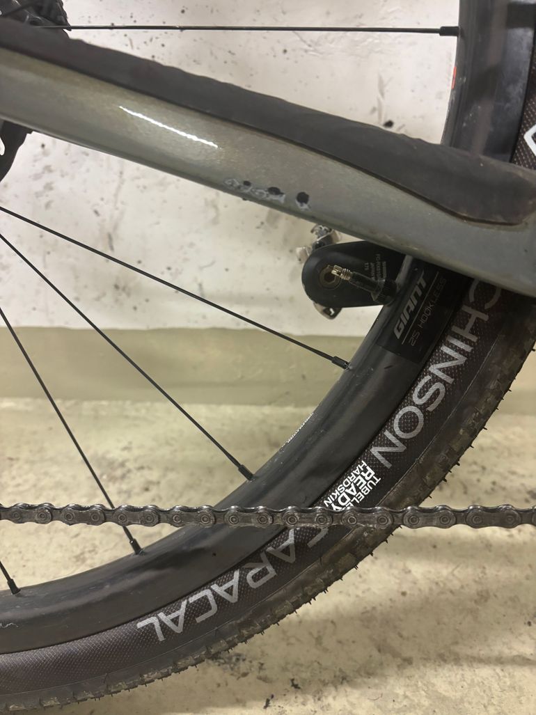 Giant Revolt Advanced 0 2025 2025 Road & Gravel usato, Grigio chiaro — immagine 4 di 16