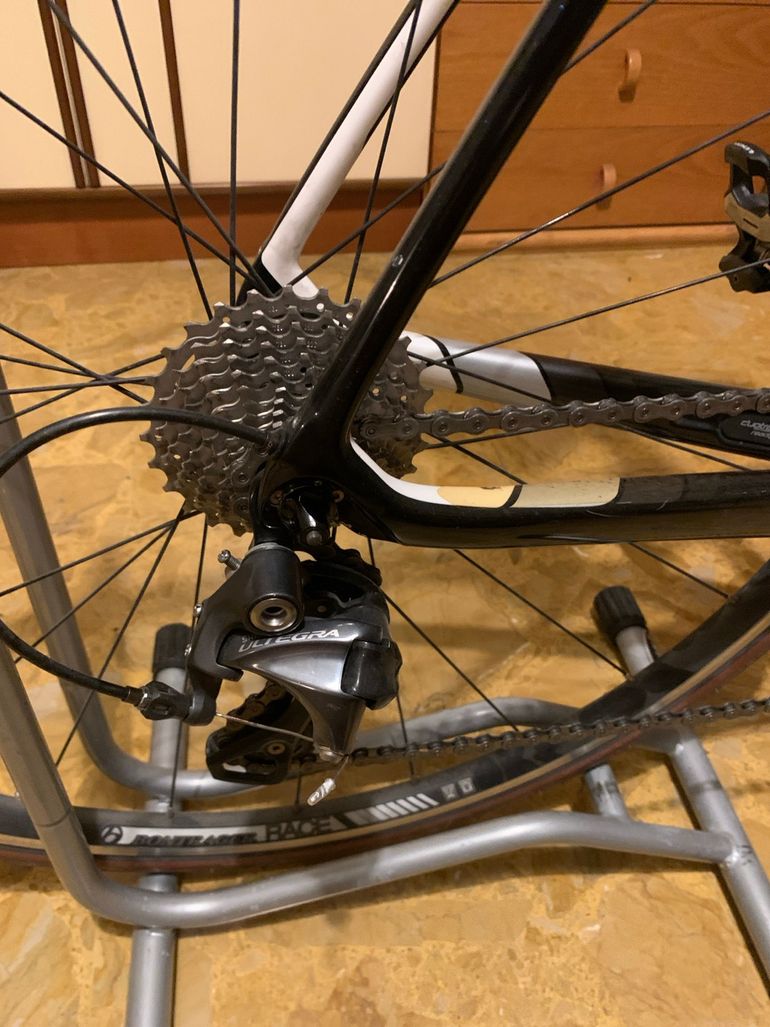 Used Trek Domane SL 6 2017 2017 Road & Gravel, Black — image 4 of 7