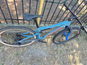 Gebrauchtes Specialized Men's Epic Expert 2019 2019 Mountainbike, Blau — Bild 2 von 4