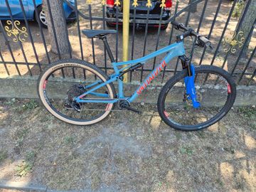 Gebrauchtes Specialized Men's Epic Expert 2019 2019 Mountainbike, Blau — Bild 1 von 4