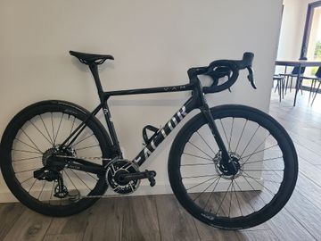 Used Factor 02 VAM (2023) - Zipp 353nsw-Sram Red 2023 Road & Gravel, Black — image 1 of 3