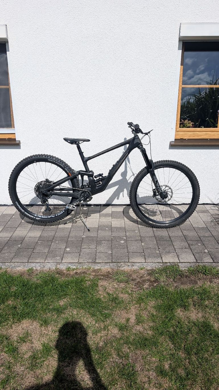 Gebrauchtes Specialized Enduro Elite 2021 2021 Mountainbike, Schwarz, 29 — Bild 17 von 20