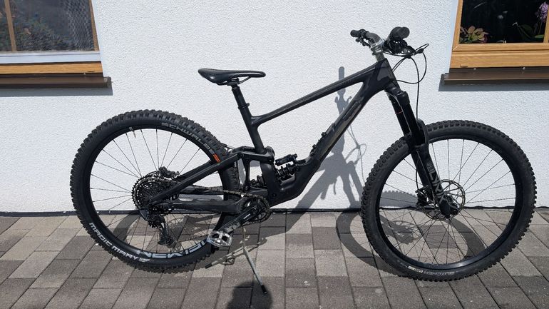 Gebrauchtes Specialized Enduro Elite 2021 2021 Mountainbike, Schwarz, 29 — Bild 15 von 20