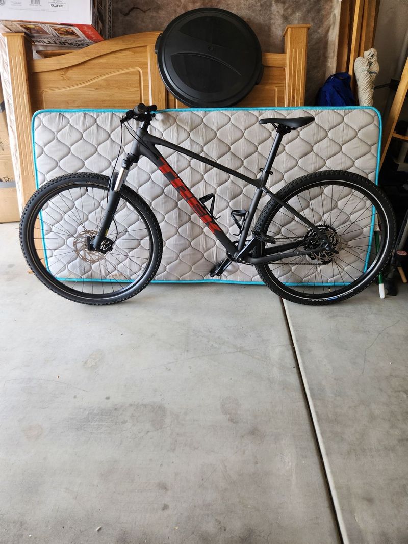 Used Trek Marlin 5 Gen 3 2025 2025 MTB