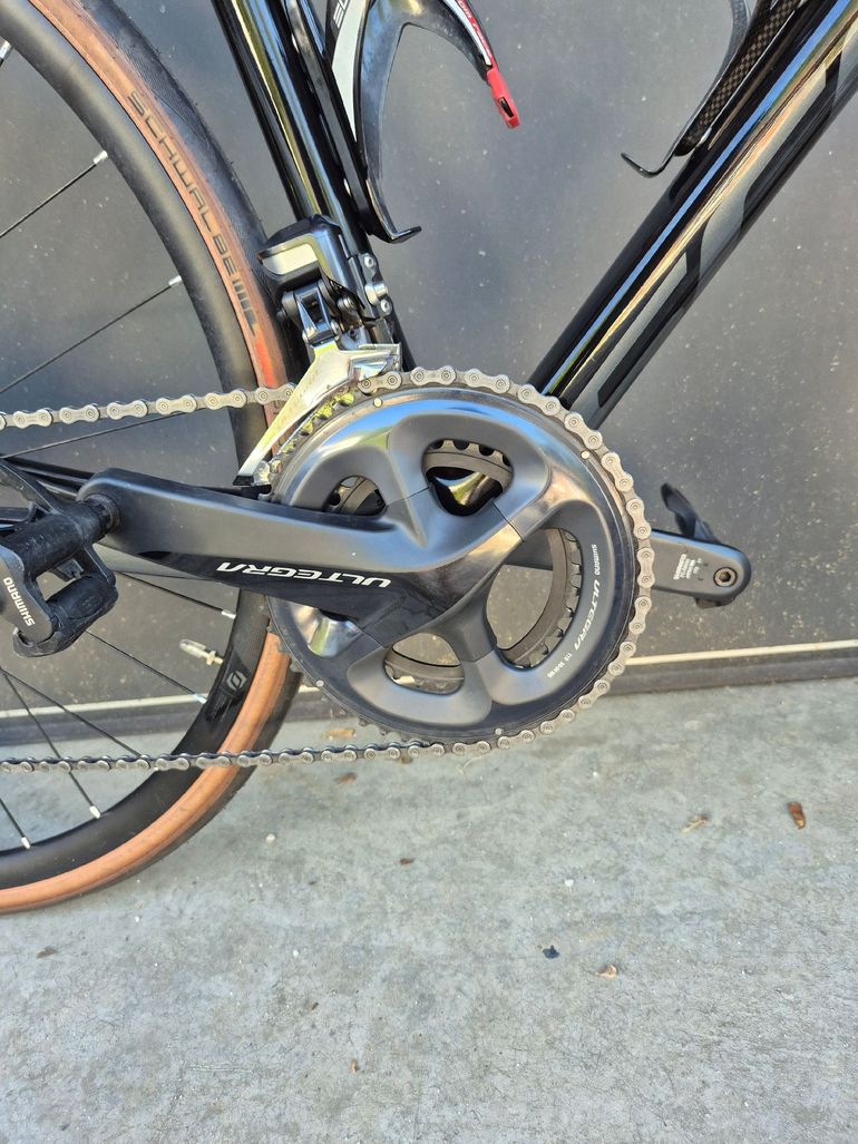 Scott Addict SE disc 2020 2020 Road & Gravel usato, Nero — immagine 4 di 8