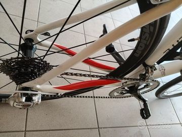 Used Zero lite Custom Campagnolo Veloce 2019 Road & Gravel, White — image 4 of 5