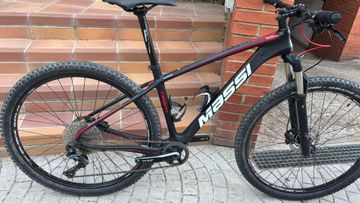 Used Massi Custom Shimano SLX 2018 Mountainbike, Black — image 1 of 11