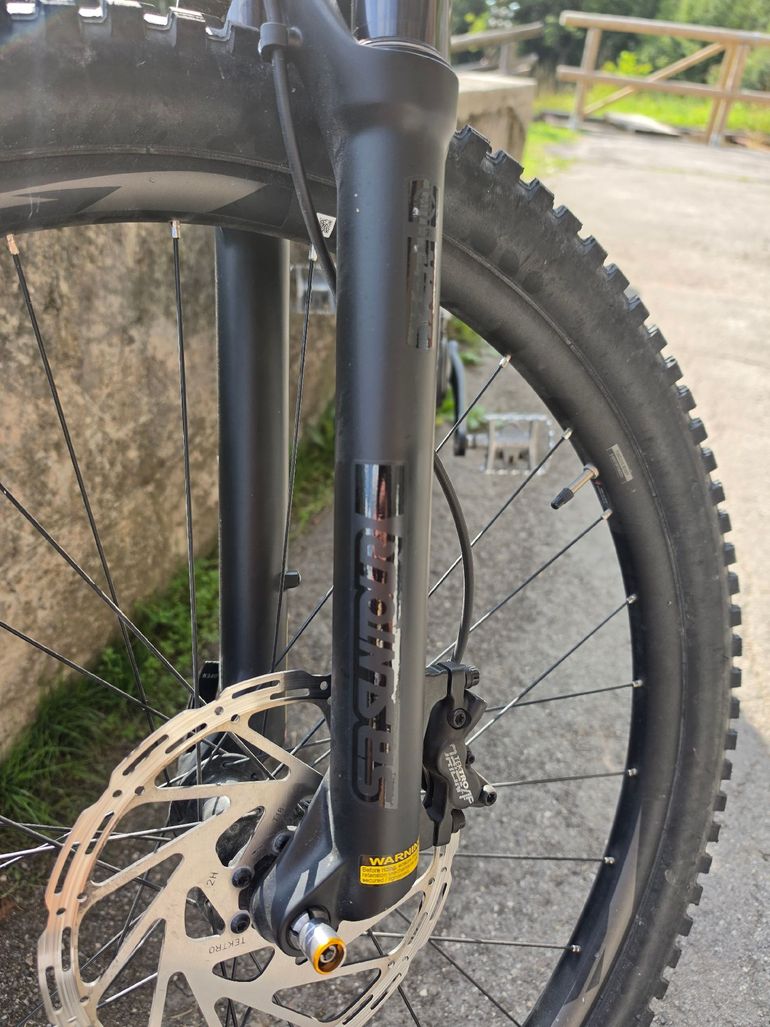 Giant Stance E+ 2 2023 2023 Mountainbike de segunda mano, Negro — imagen 6 de 6