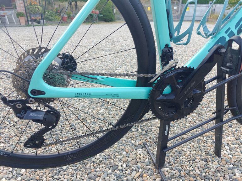 Gebrauchtes Bianchi Infinito 105 2024 2024 Road & Gravel, Blau — Bild 3 von 10