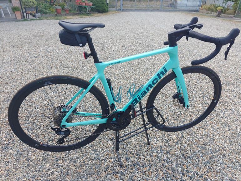 Gebrauchtes Bianchi Infinito 105 2024 2024 Road & Gravel, Blau — Bild 2 von 10
