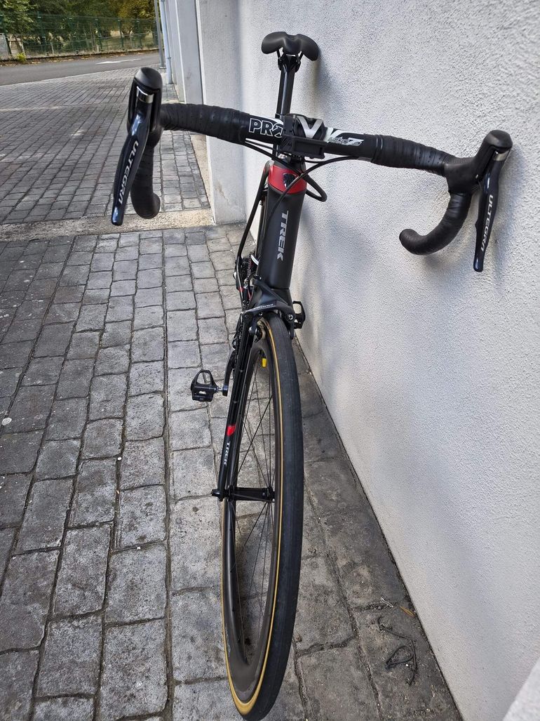 Used Trek Domane SL 7 2018 2018 Road & Gravel, Black — image 4 of 7