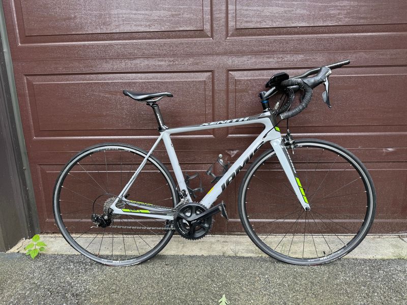 Used Jamis XENITH COMP FEMME 2017 2017 Road & Gravel