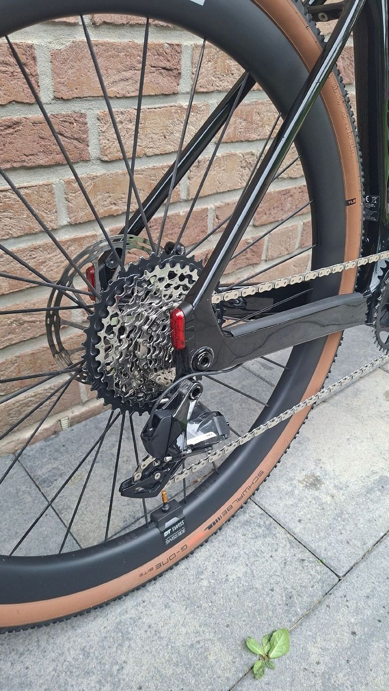 Używany Canyon Grizl:ON CF 9 2024 2024 Road & Gravel — zdjęcie 3 z 6