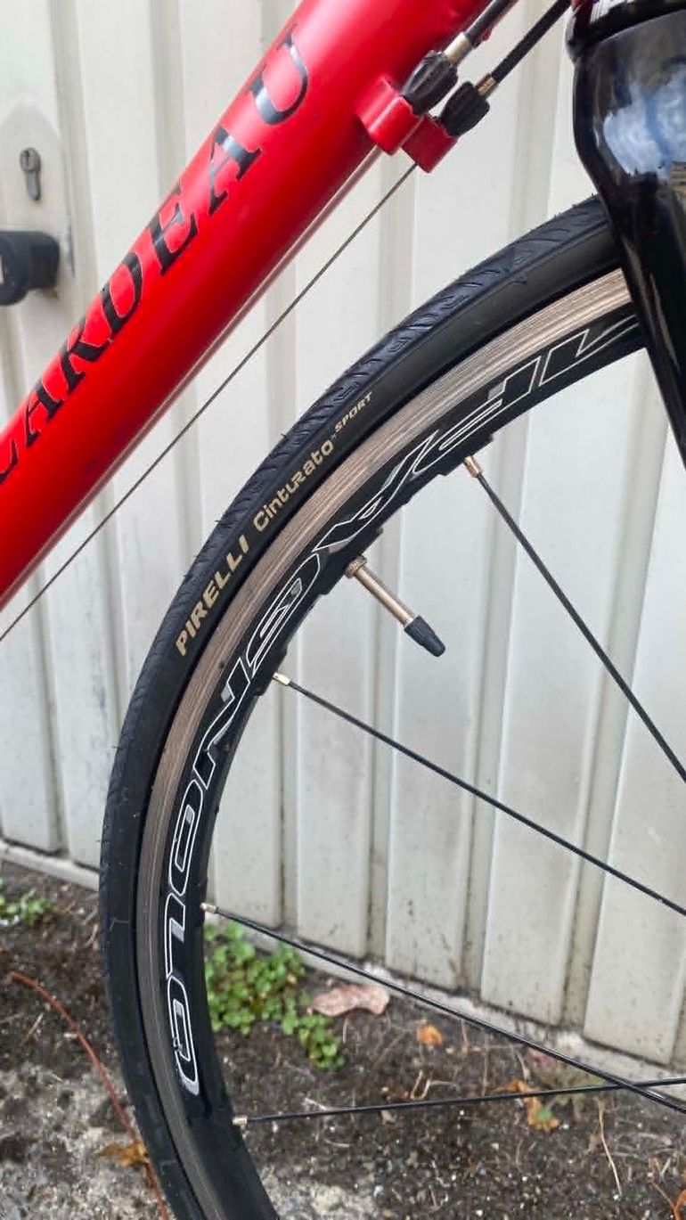 Falardeau Rouge 2022 Road & Gravel usato, Rosso — immagine 3 di 3